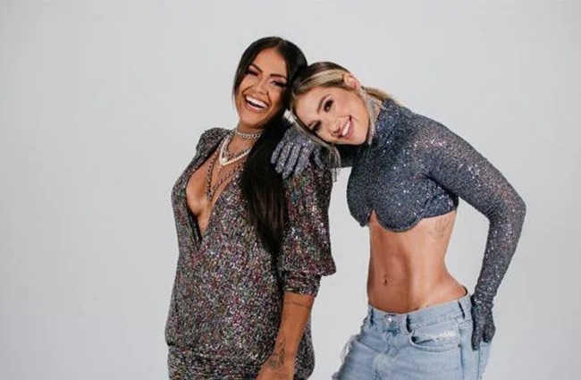 Virgínia Fonseca e Camila Loures celebram sucesso no PodCats  